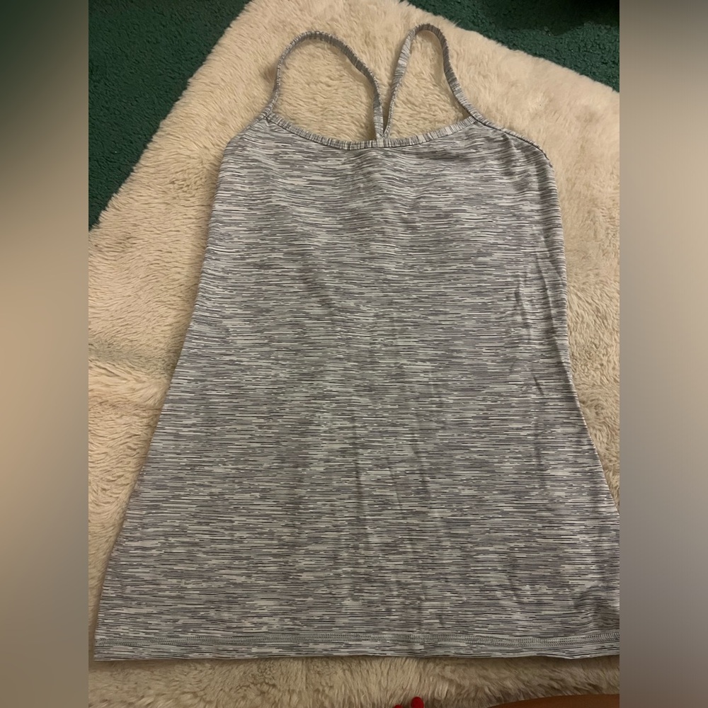 Lululemon workout tank